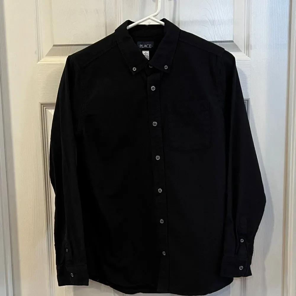 The Childrens Place youth boys size 16 black button down shirt.